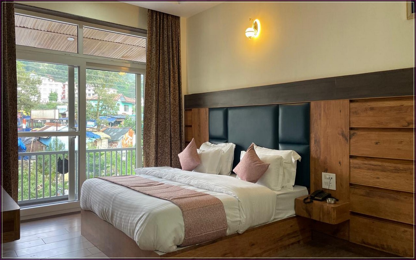 Chamunda Premium Sample Room